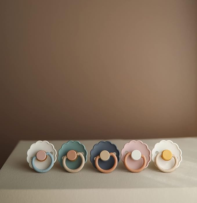 FRIGG Daisy Natural Rubber Baby Pacifier | Made in Denmark | BPA-Free 2-Pack - Image 8