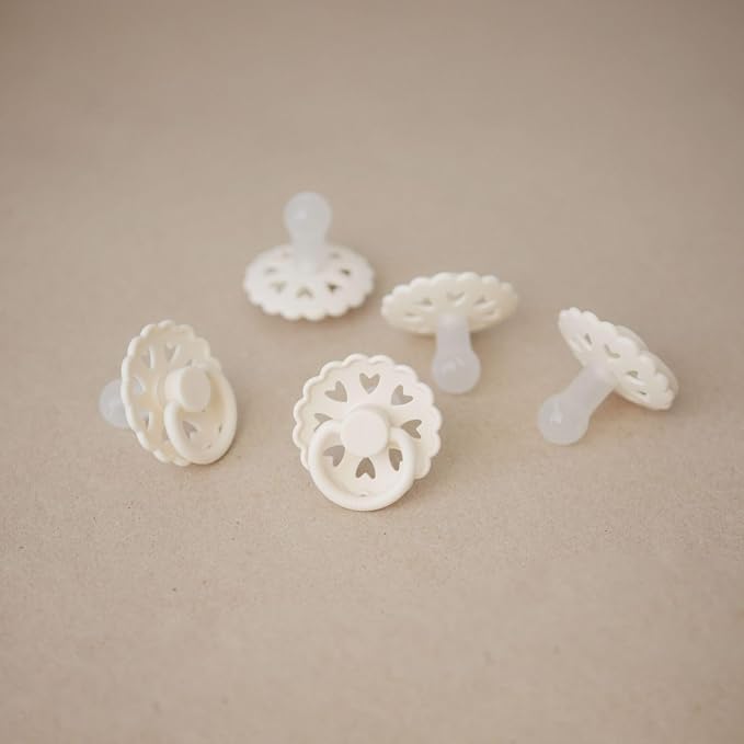 FRIGG SilkySoft Silicone Baby Pacifier 4-Pack Snowflake Dream | Made in Denmark - Image 6