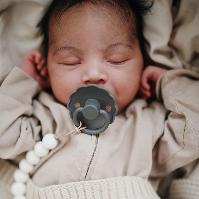 FRIGG Daisy SilkySoft Silicone Baby Pacifier | Made in Denmark | BPA-Free - Image 5
