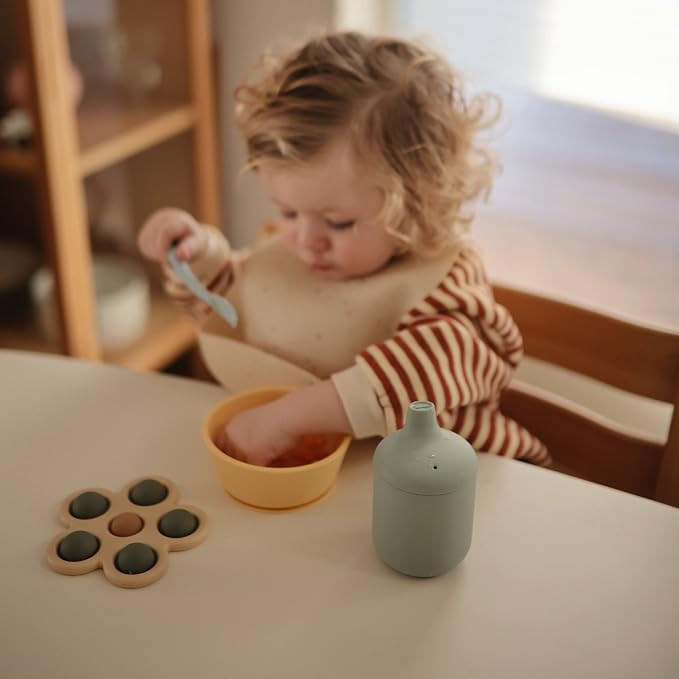mushie 100% Silicone Baby Sippy Cup | 6 Months+ - Image 4