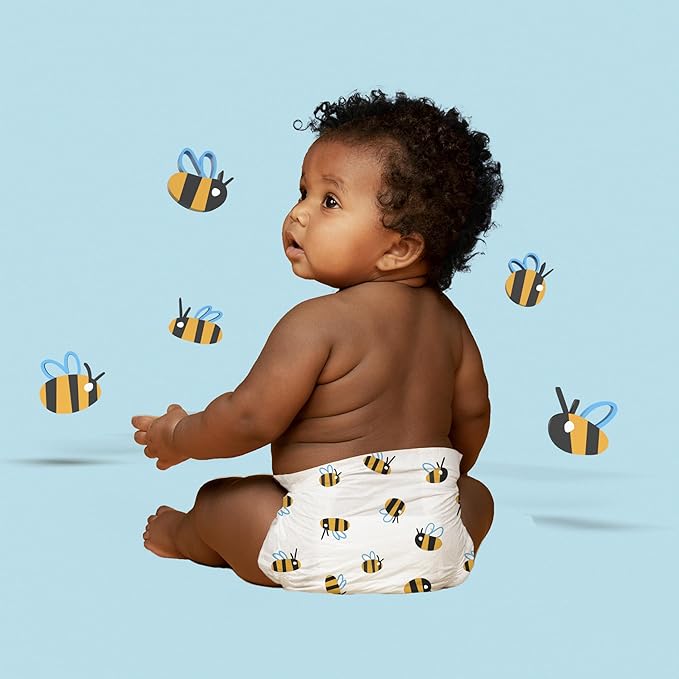 Hello Bello Premium Diapers Size 4, Busy Bees & Hive Five Designs, 58ct Club Box - Image 4