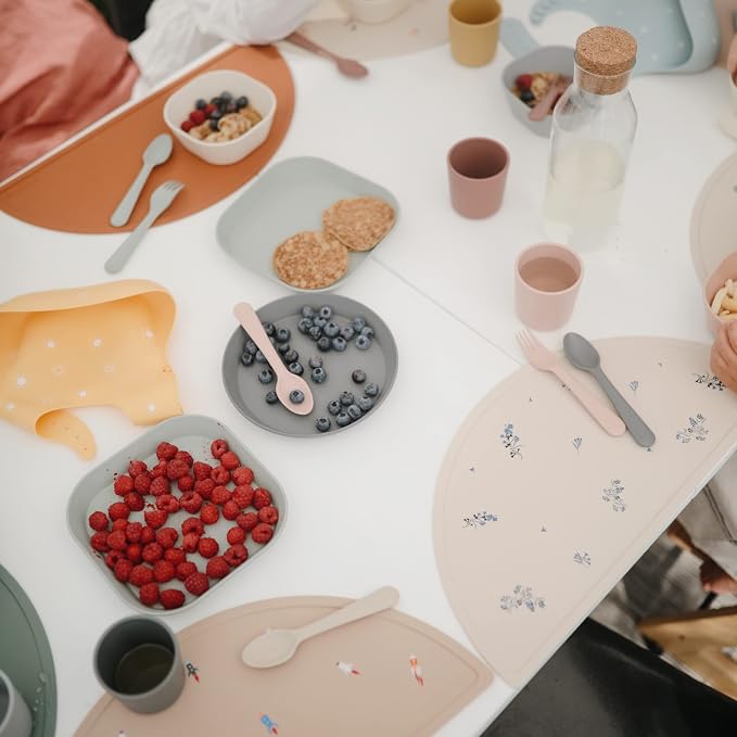 mushie Round Dinnerware Plates for Kids | Made in Denmark - Image 6