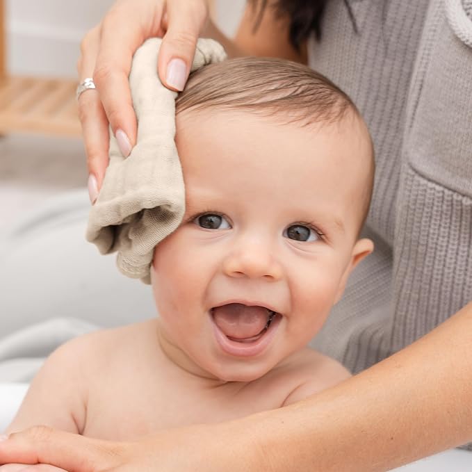 Comfy Cubs Muslin Baby Washcloths 10 Pack - Image 4