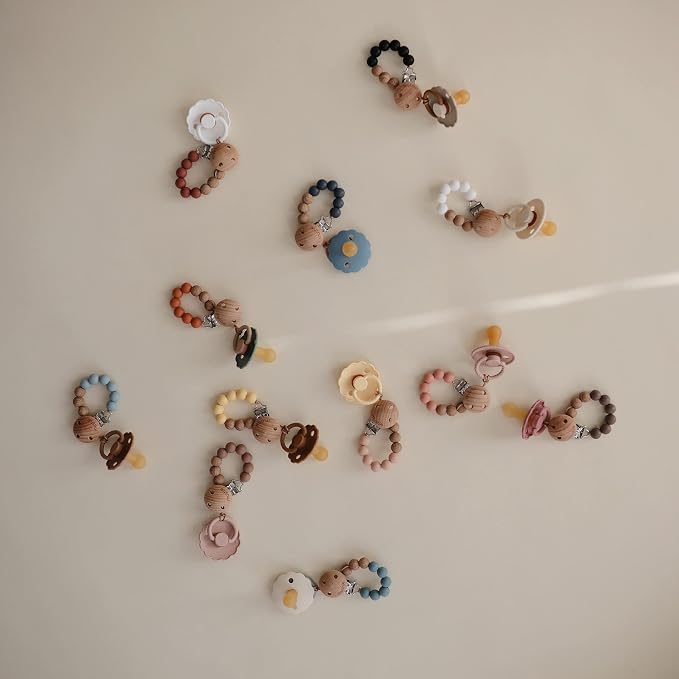 mushie 100% Silicone Baby Pacifier Clip BPA Free | Eva - Image 5