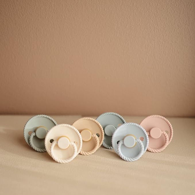 FRIGG Rope Natural Rubber Baby Pacifier | Made in Denmark | BPA-Free - Image 5