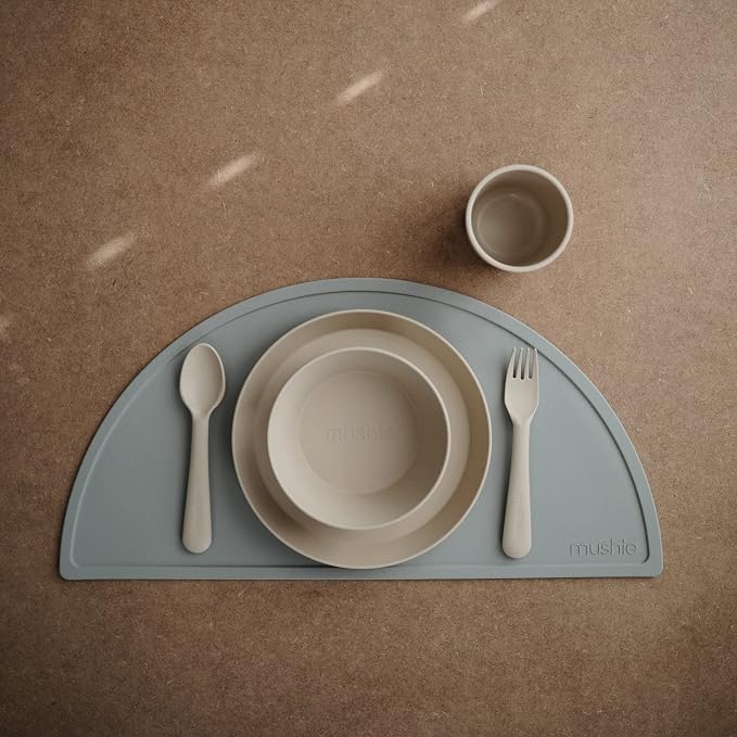 mushie Round Dinnerware Plates for Kids | Made in Denmark - Image 4