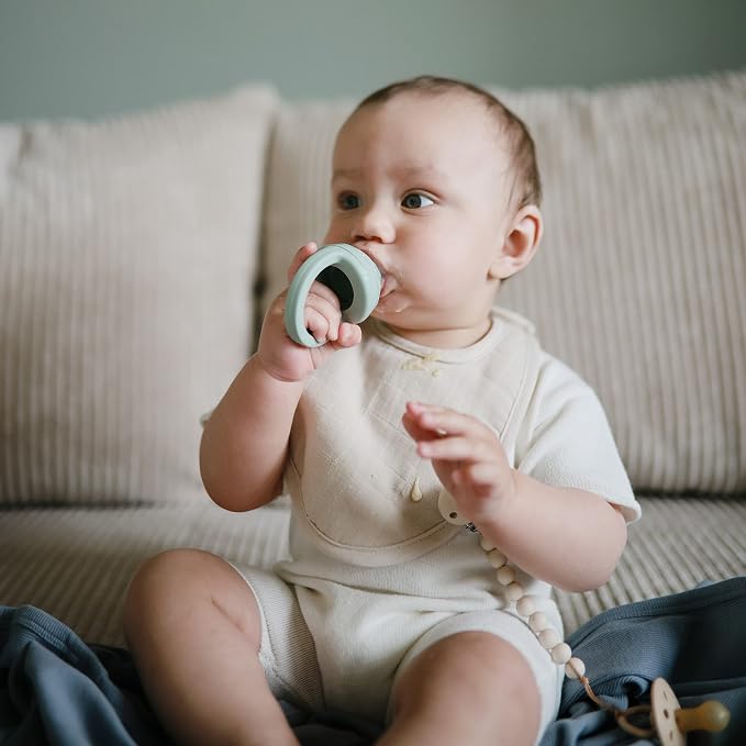 mushie Muslin Baby Bib | Soft Cotton - Image 4