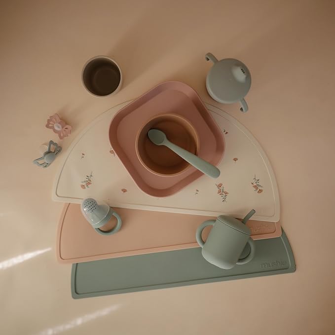 mushie Square Dinnerware Plates - Image 6