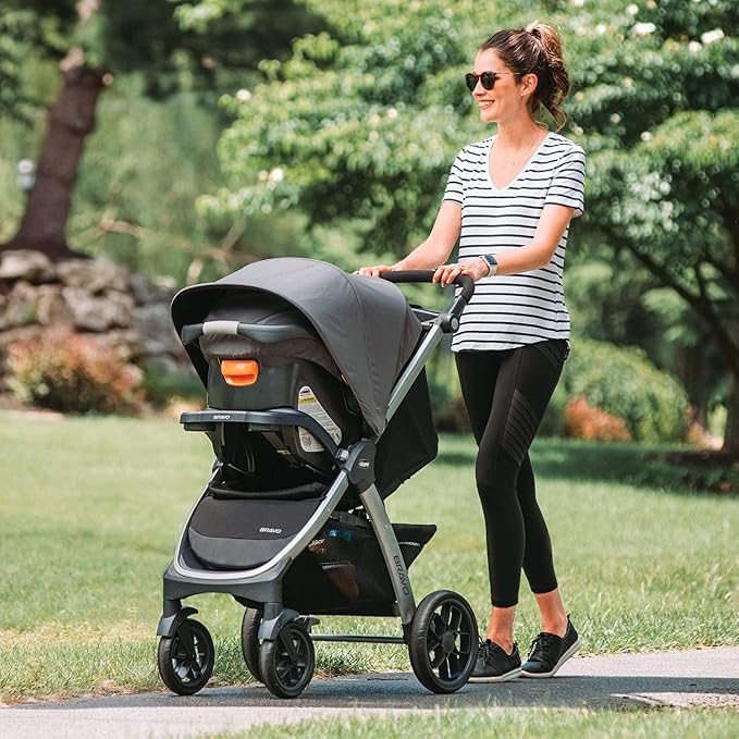 Chicco Bravo 3-in-1 Trio Travel System, Bravo Quick-Fold Stroller - Image 2