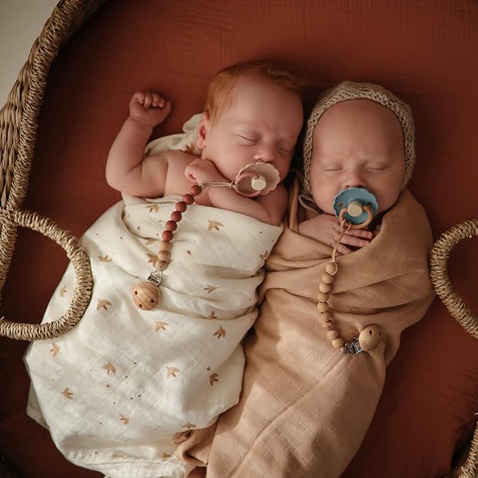 FRIGG Daisy Natural Rubber Baby Pacifier | Made in Denmark | BPA-Free 2-Pack - Image 7