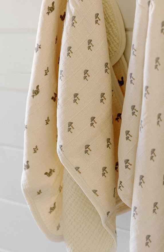 Oilo Burp Cloth 2-Pack Set, Organic Premium Cotton 4-Way Muslin, Luxuriously - Image 2