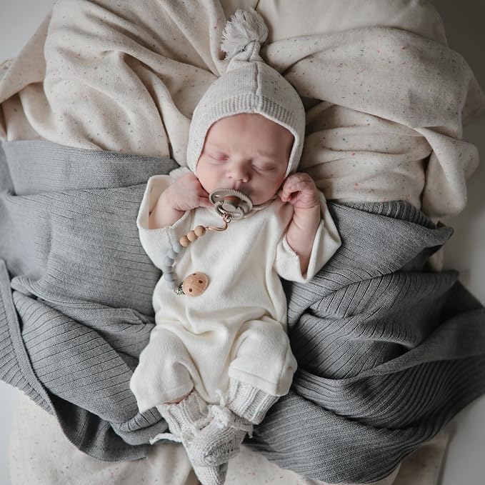 FRIGG Rope Natural Rubber Baby Pacifier | Made in Denmark | BPA-Free - Image 4